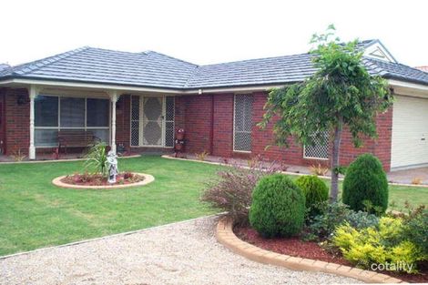 12 Manchester Dr, Skye, VIC 3977