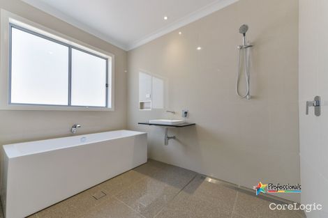 Property photo of 42 Johnston Street North Tamworth NSW 2340