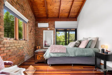 Property photo of 808 Cavendish Holland Park QLD 4121
