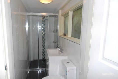 Property photo of 7 Geelong Crescent St Johns Park NSW 2176