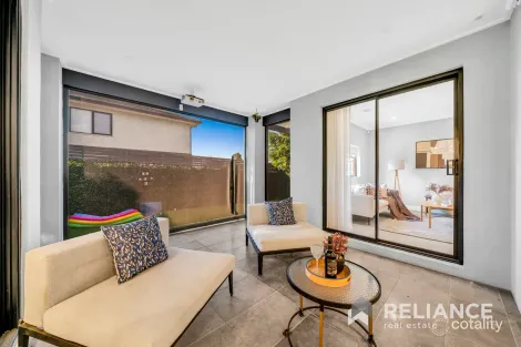 Property photo of 13 Irvine Rise Werribee VIC 3030