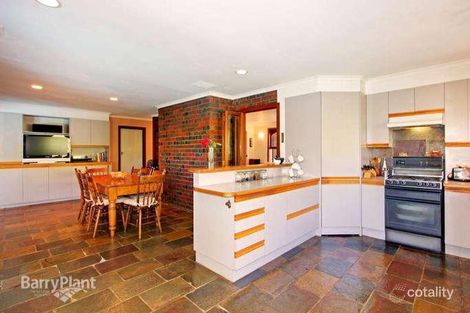 Property photo of 63 Rachelle Drive Wantirna VIC 3152