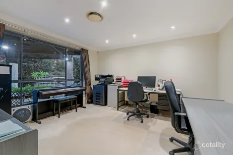 Property photo of 23 Roxburgh Crescent Stanhope Gardens NSW 2768