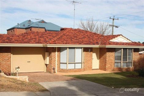 2 Hadden Rd, Bicton, WA 6157