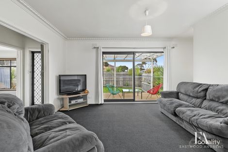 Property photo of 11 Summit Avenue Belmont VIC 3216