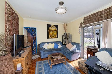 Property photo of 98 Diamond Head Drive Budgewoi NSW 2262