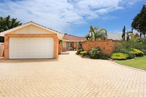 24 Cambria Island Rtt, Halls Head, WA 6210