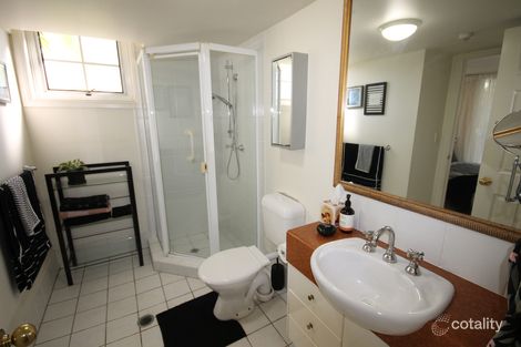 Property photo of 202/9-21 Beach Parade Surfers Paradise QLD 4217