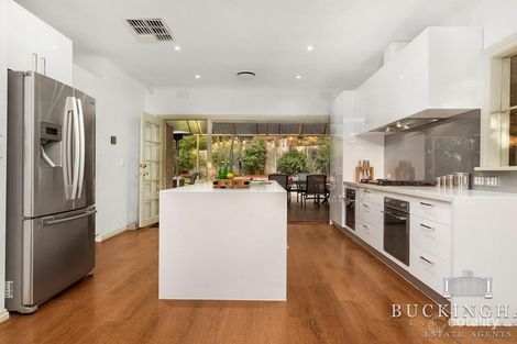 Property photo of 1402 Main Road Eltham VIC 3095
