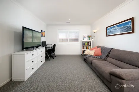 Property photo of 3 Torrens Road Leneva VIC 3691