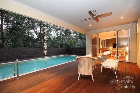 Property photo of 4 Crediton Place Forest Lake QLD 4078