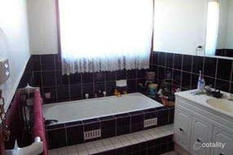 Property photo of 1 Azalea Place Macquarie Fields NSW 2564