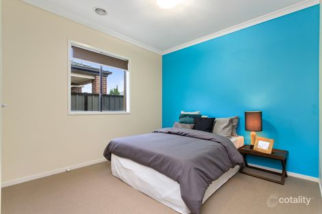 Property photo of 53 Ben Loman Circuit Craigieburn VIC 3064