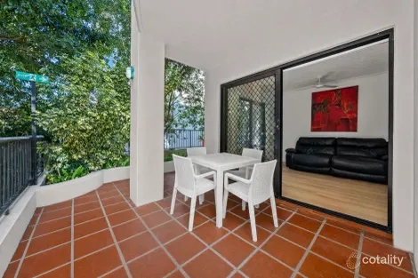 11/7-13 Barranbali St, Surfers Paradise, QLD 4217