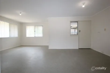 Property photo of 28 Bannerman Street Riverview QLD 4303