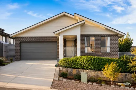 Property photo of 4 Housley Street Casey ACT 2913