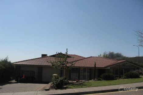 2 Hudson Lowe Dr, Greenwith, SA 5125