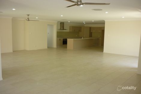 Property photo of 19 Camarillo Circuit Reedy Creek QLD 4227
