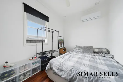 Property photo of 21 Tangmere Way Balga WA 6061