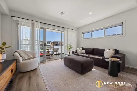 Property photo of 19/20 Pumpurs Crescent Taylor ACT 2913