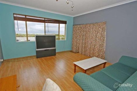 Property photo of 56 Southern Cross Circle Ocean Reef WA 6027