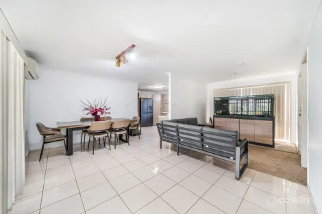 Property photo of 233 Epsom Road Chipping Norton NSW 2170