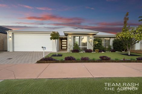 Property photo of 4 Albillo Parade Caversham WA 6055