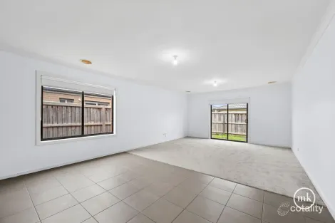 Property photo of 146 Cookes Road Doreen VIC 3754