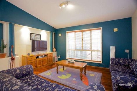 16 Garney St, Redcliffe, QLD 4020