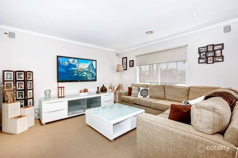 Property photo of 33 Harvest Way Werribee VIC 3030