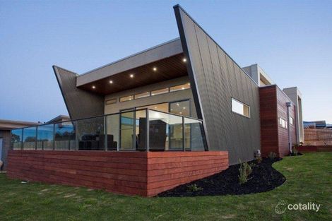 Property photo of 9 Saltbush Place Torquay VIC 3228