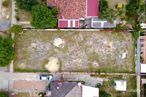 36 Barnsley St, Queens Park, WA 6107