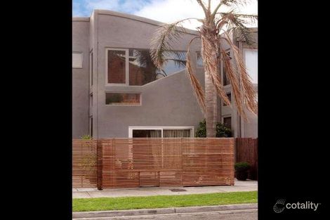 48/15 Beach St, Port Melbourne, VIC 3207