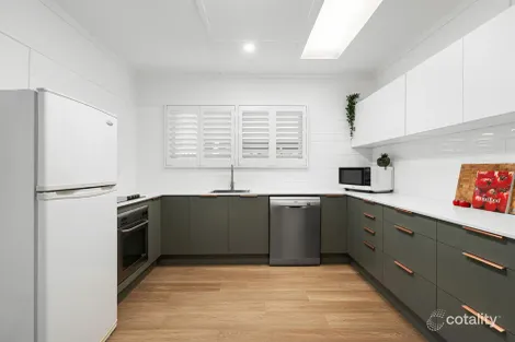 Property photo of 75 Rawlinson Street Murarrie QLD 4172