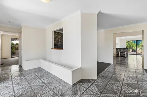 Property photo of 43 Dongara Circle Jane Brook WA 6056