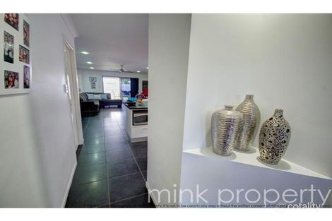 Property photo of 32 Forest Grove Crescent Sippy Downs QLD 4556