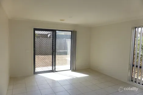 Property photo of 70 Edgevale Way Tarneit VIC 3029
