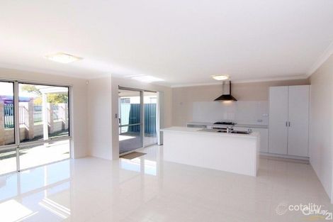 Property photo of 7/171 Mills Street Queens Park WA 6107