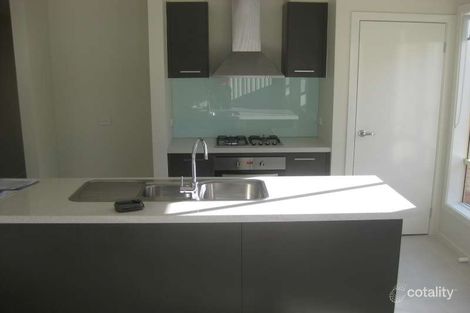 Property photo of 19 Cable Circuit Craigieburn VIC 3064