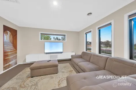 Property photo of 24 Alder Way Cranbourne VIC 3977