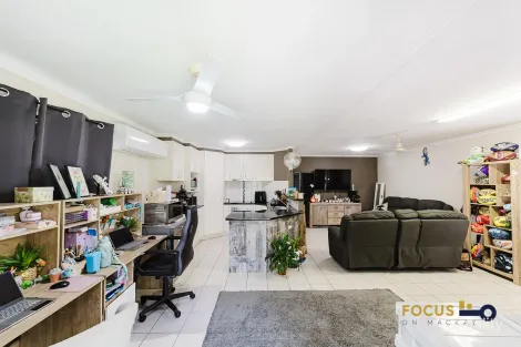 Property photo of 93 West Street Sarina QLD 4737