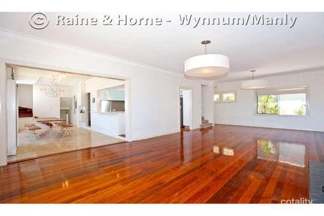 Property photo of 543 Tingal Road Wynnum QLD 4178