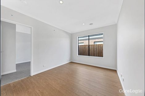 Property photo of 25 Wakelyn Way Wollert VIC 3750