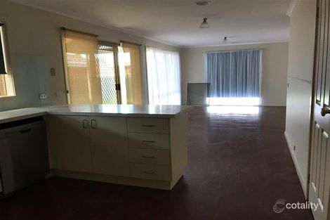 Property photo of 8 Kennedy Parade Roxburgh Park VIC 3064