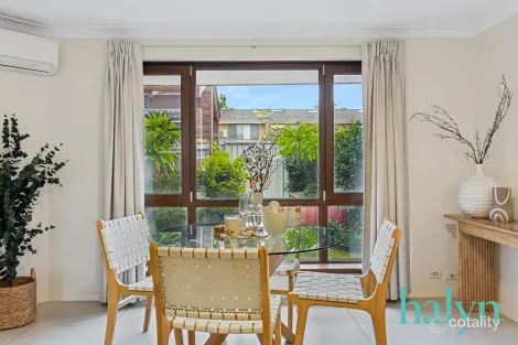 Property photo of 16 Windich Place Leederville WA 6007