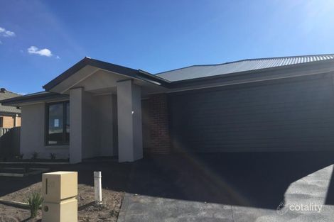 81 Nelson St, Cranbourne East, VIC 3977