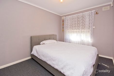 Property photo of 136 McKenzie Road Elizabeth Downs SA 5113