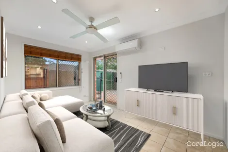 Property photo of 13 Ibrox Court Regents Park QLD 4118