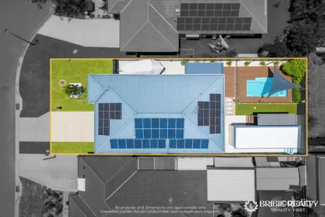 Property photo of 13 Grasstree Place Ningi QLD 4511