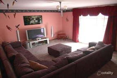 Property photo of 12 Houndsgate Court Onkaparinga Hills SA 5163